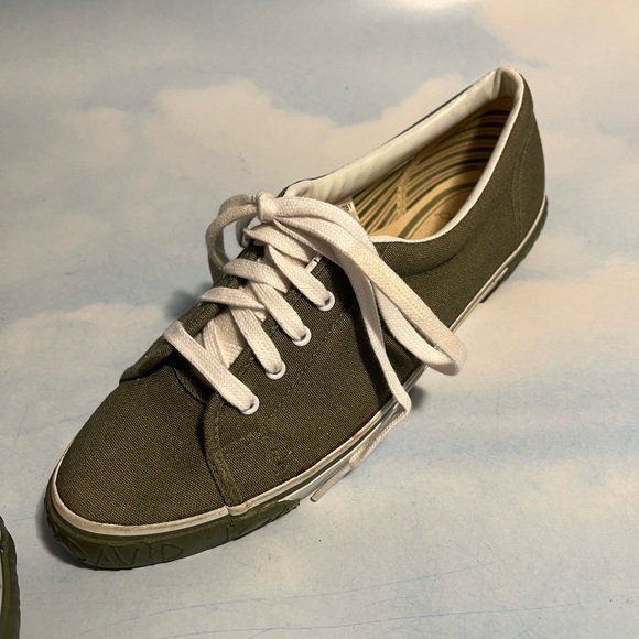 Joan&david womans sneaker - Picture 13 of 13